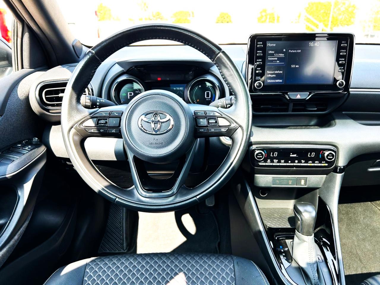 Toyota Yaris 1.5 Hybrid 5 porte Lounge