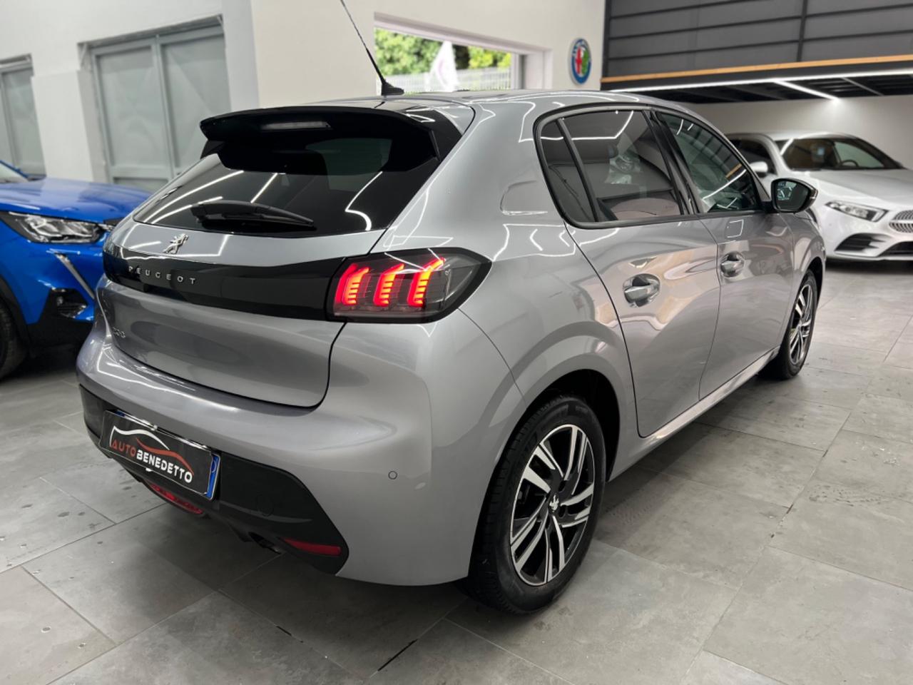 Peugeot 208 75CV Allure Pack 2022