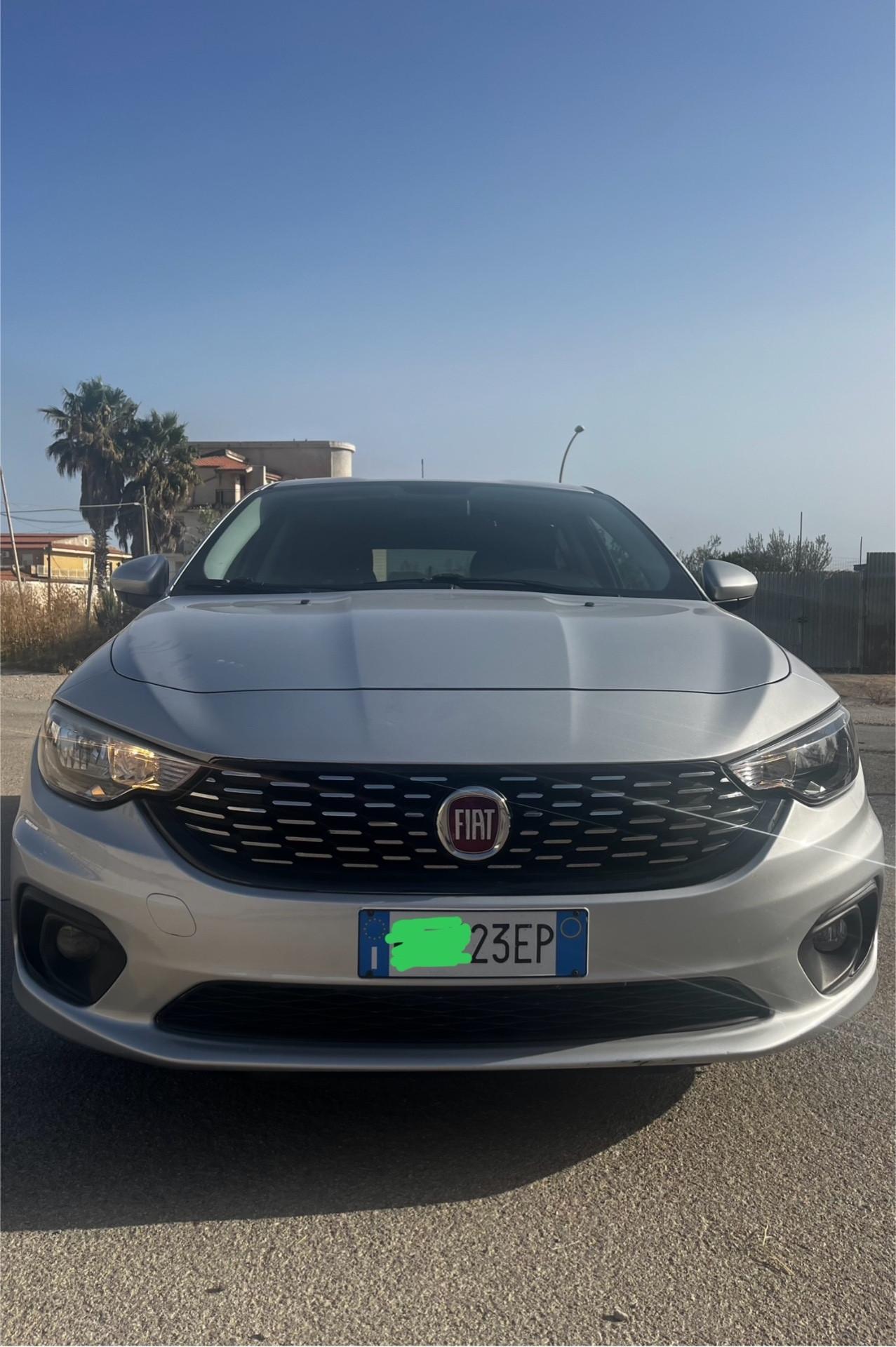 Fiat Tipo 1.6 Mjt S&S 5 porte Lounge anno 2016