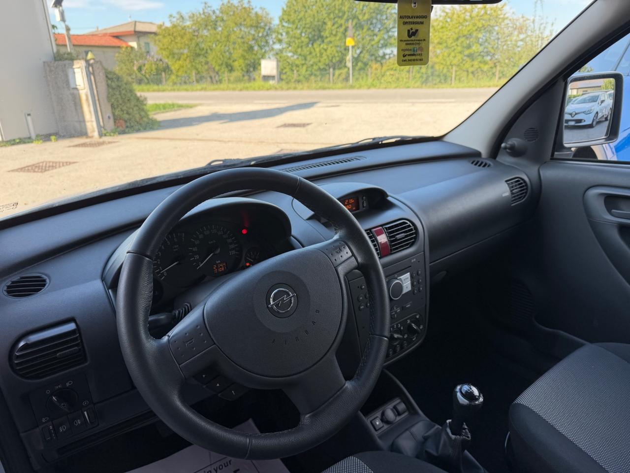 Opel Combo 1.6 benzina , metano