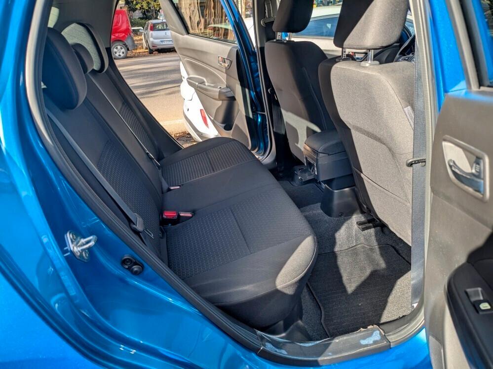 Suzuki SWIFT 1.2 Hybrid AUTOMATICA FULL TOP