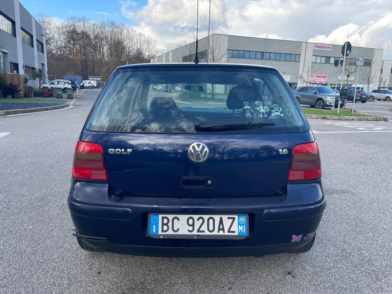 Volkswagen Golf 1.6 cat 5 porte Comfortline*Neopatentati*Cerchi*