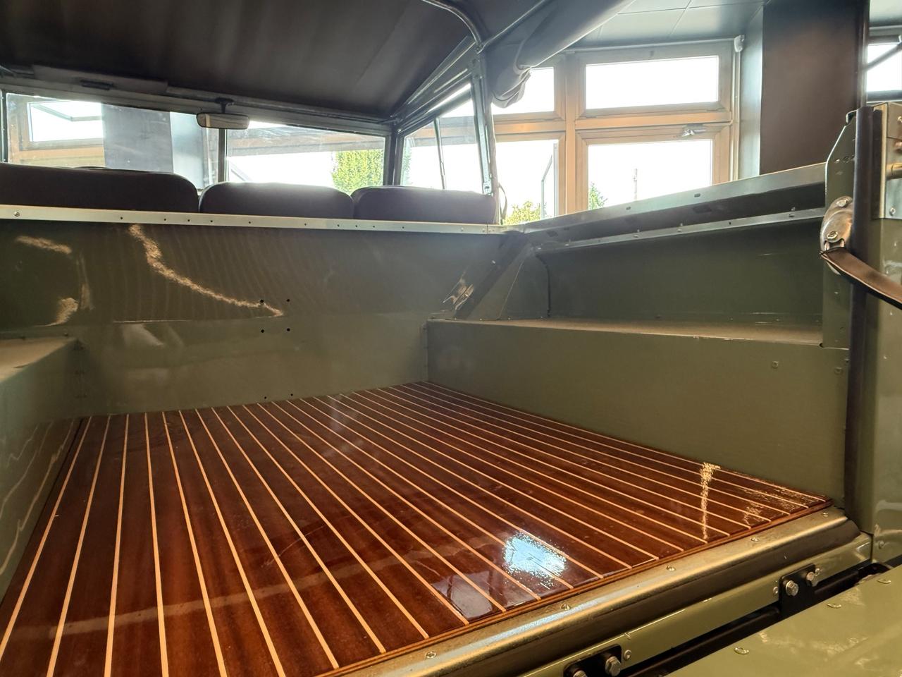 Land Rover Defender SERIES 88 SOFT TOP