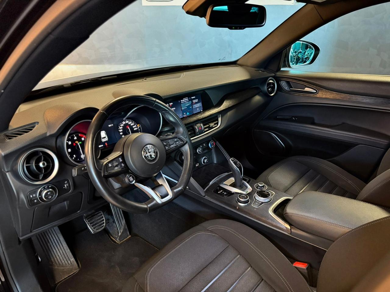 Alfa Romeo Stelvio 2.2 Turbodiesel 160 CV AT8 RWD Business