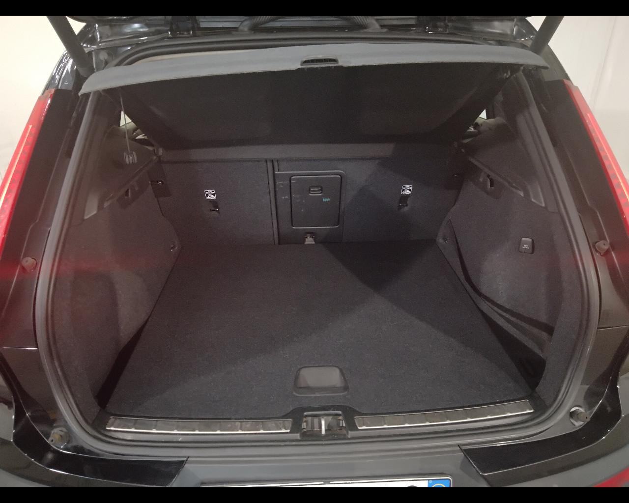 VOLVO XC40 - XC40 2.0 d3 Inscription geartronic my20