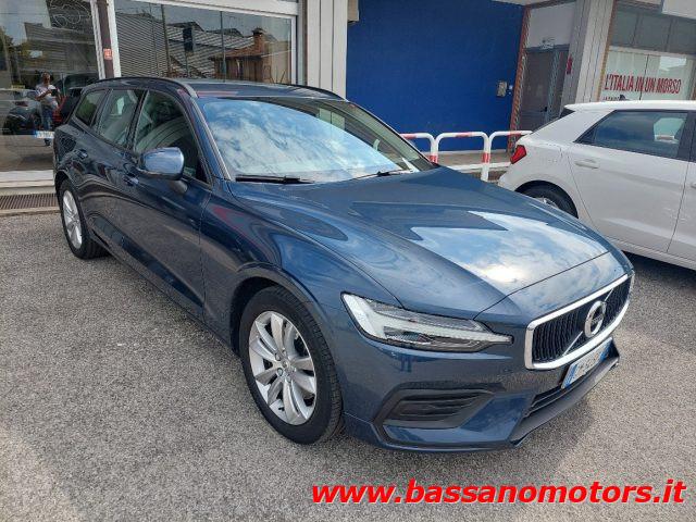 VOLVO V60 B4 (d) Geartronic Momentum Business
