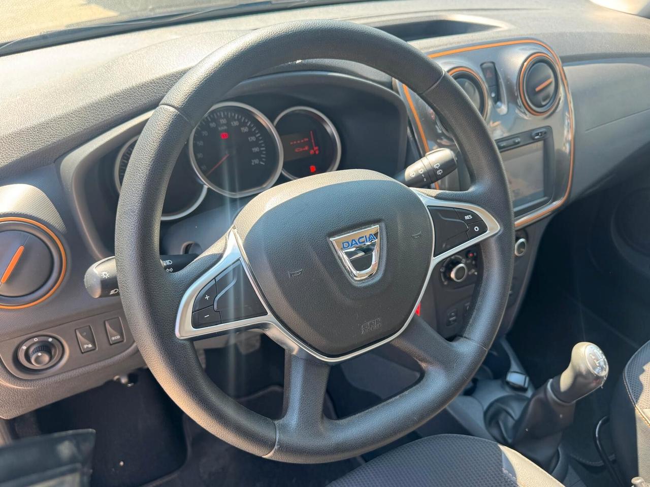 Dacia Sandero - 11/2017 54.000KM!!! FULL OPTIONAL!!!