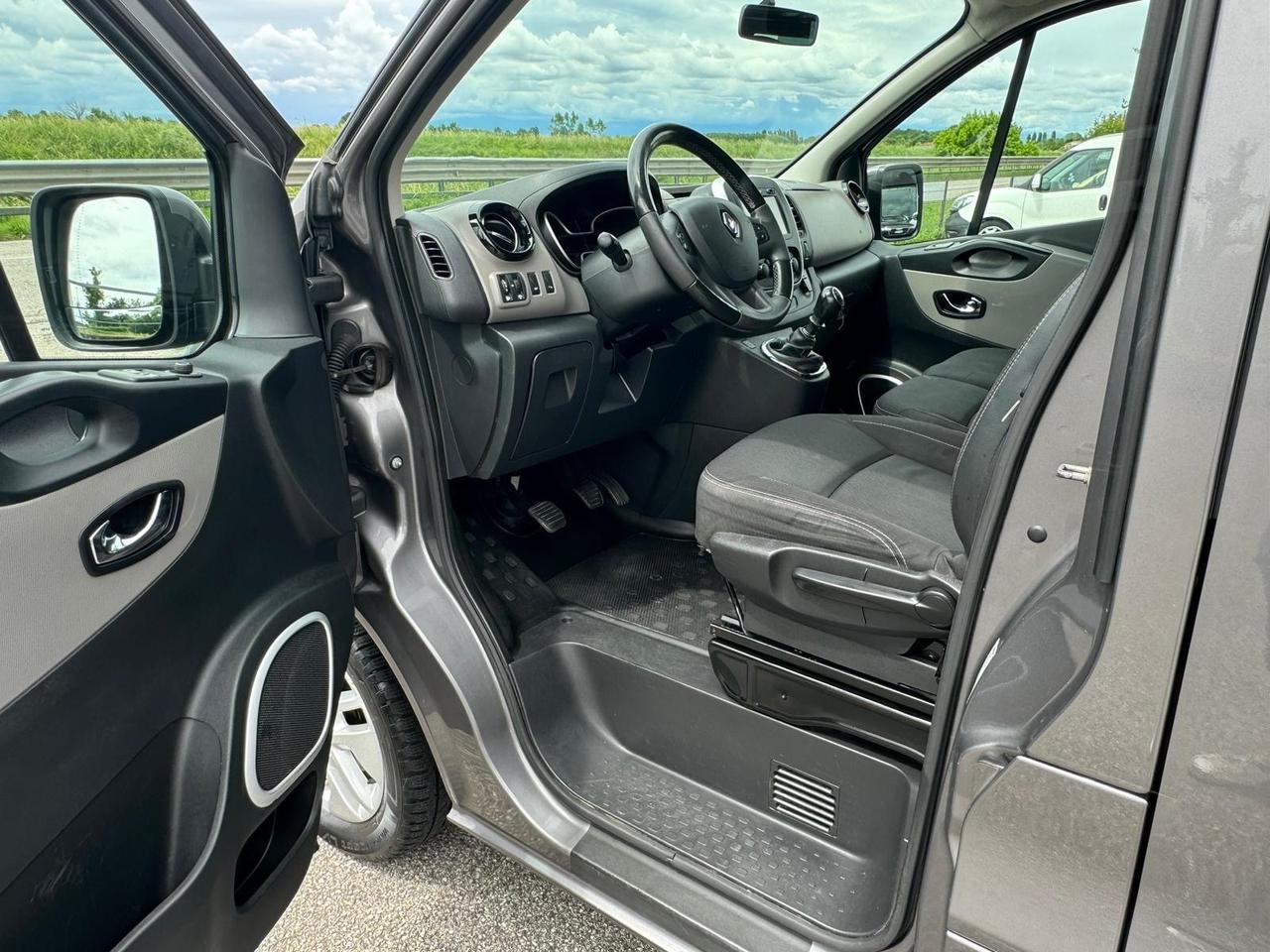 Renault Trafic 9 POSTI 1.6 dCi 125 CV