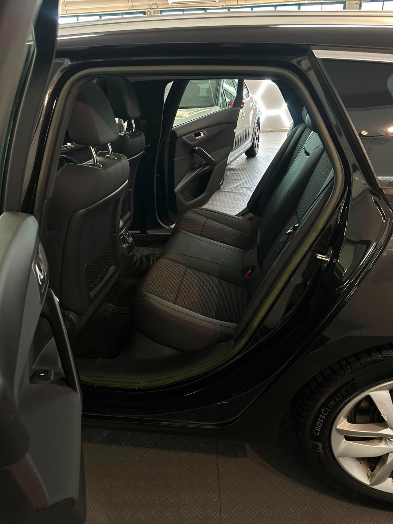 Peugeot 508 2.0 HDi 163CV SW Ciel Active