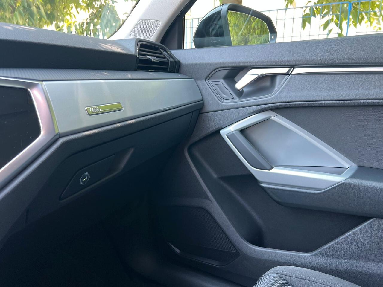 Audi Q3 35 TDI Business Advanced