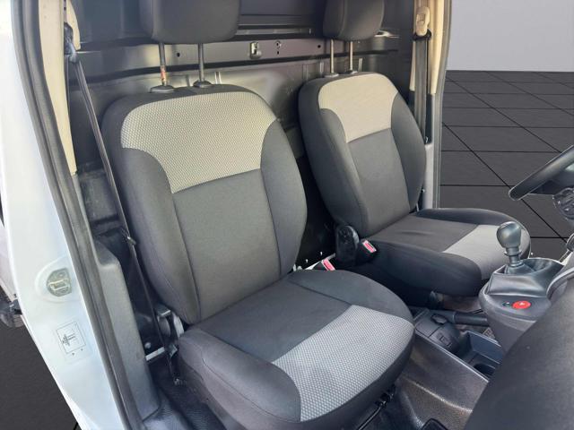 RENAULT Kangoo 115CV(L1H1)GANCIO TRAINO-CRUISE-6MARCE-RETROCAMERA