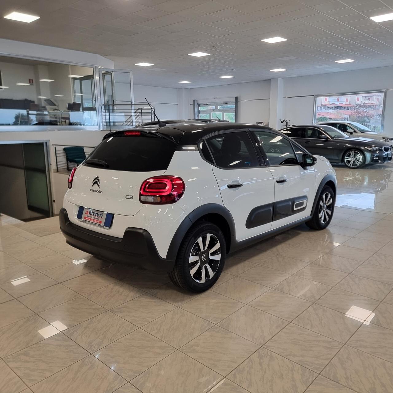 CITROEN C3 SHINE 1.2 BZ 110cv EAT6 Cambio automatico