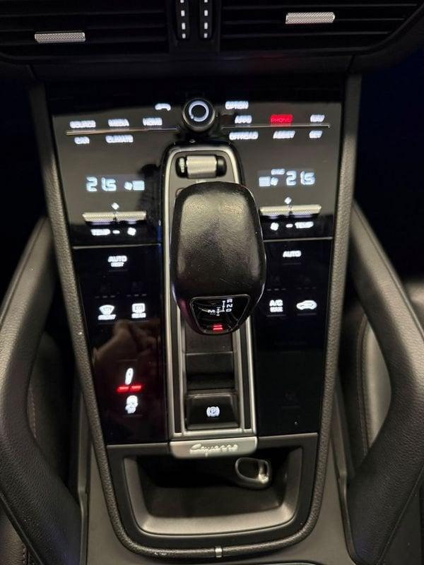 Porsche Cayenne 3.0 V6