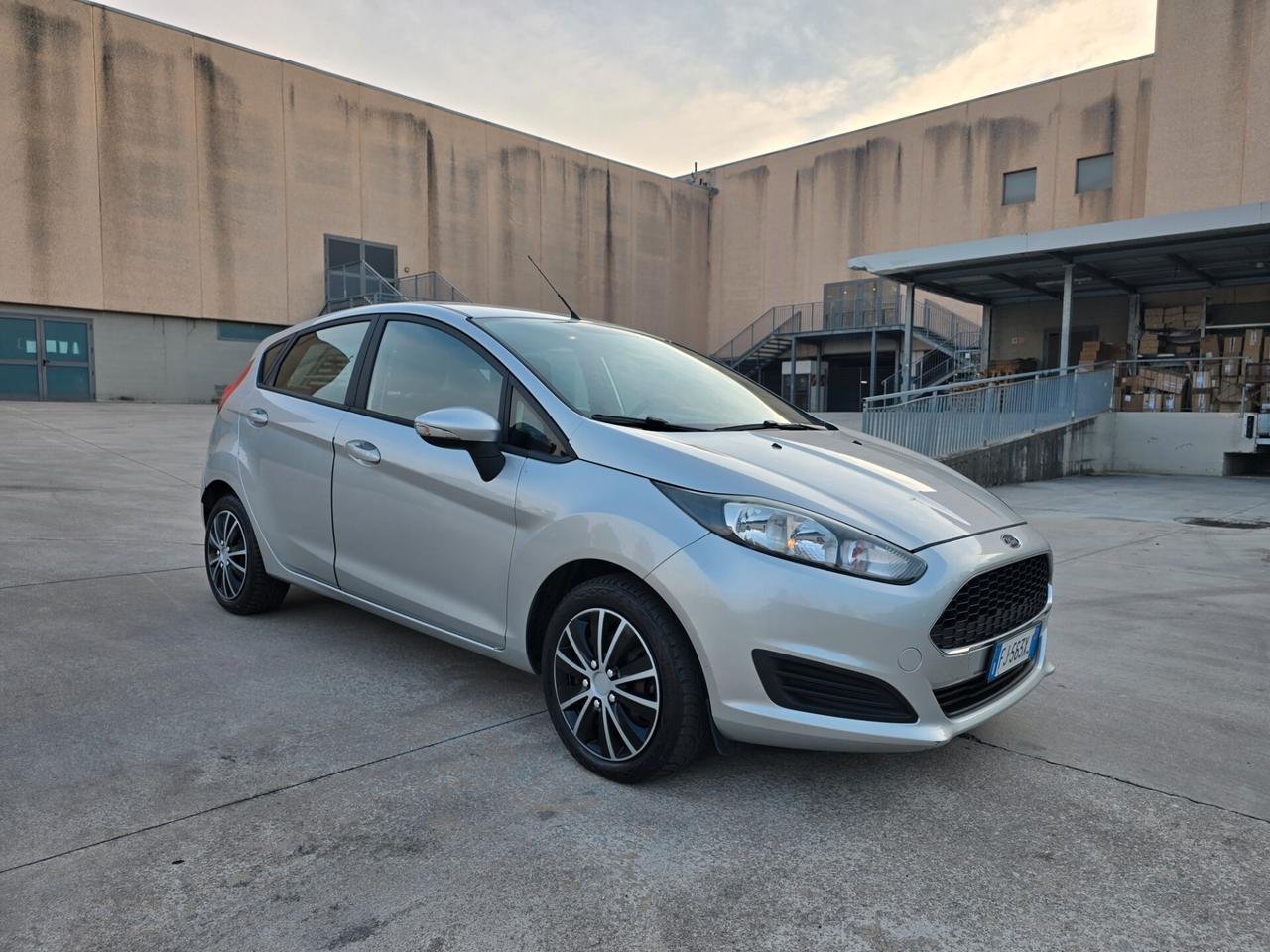 Ford Fiesta 1.5 TDCi 75CV 3 porte Black & White Edition