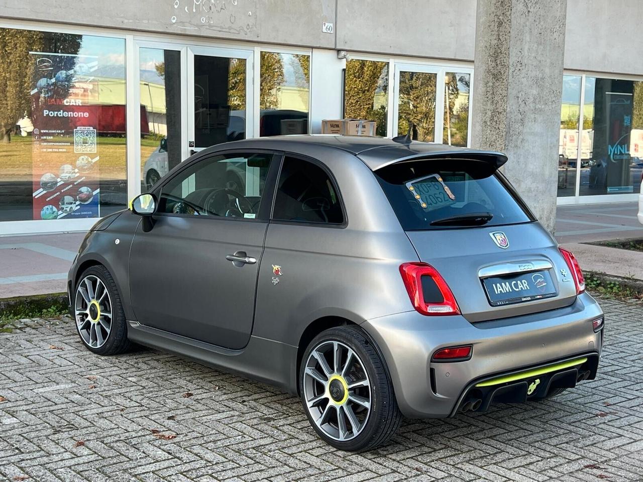 Abarth 595 C 1.4 Turbo T-Jet 165 CV PISTA
