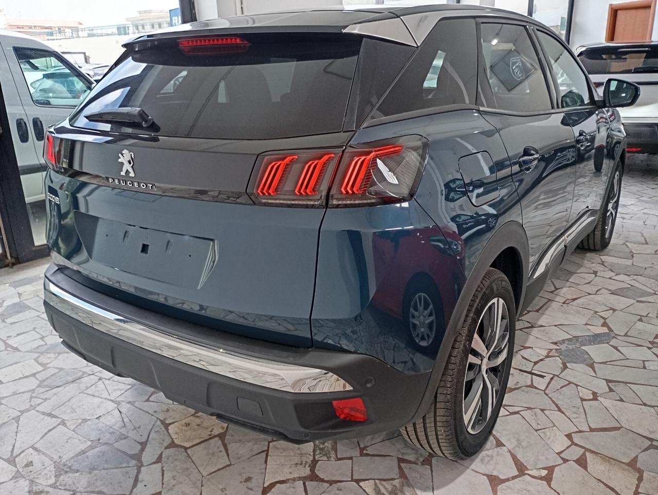 Peugeot 3008 1.2 PureTech Turbo 130CV Allure Pack