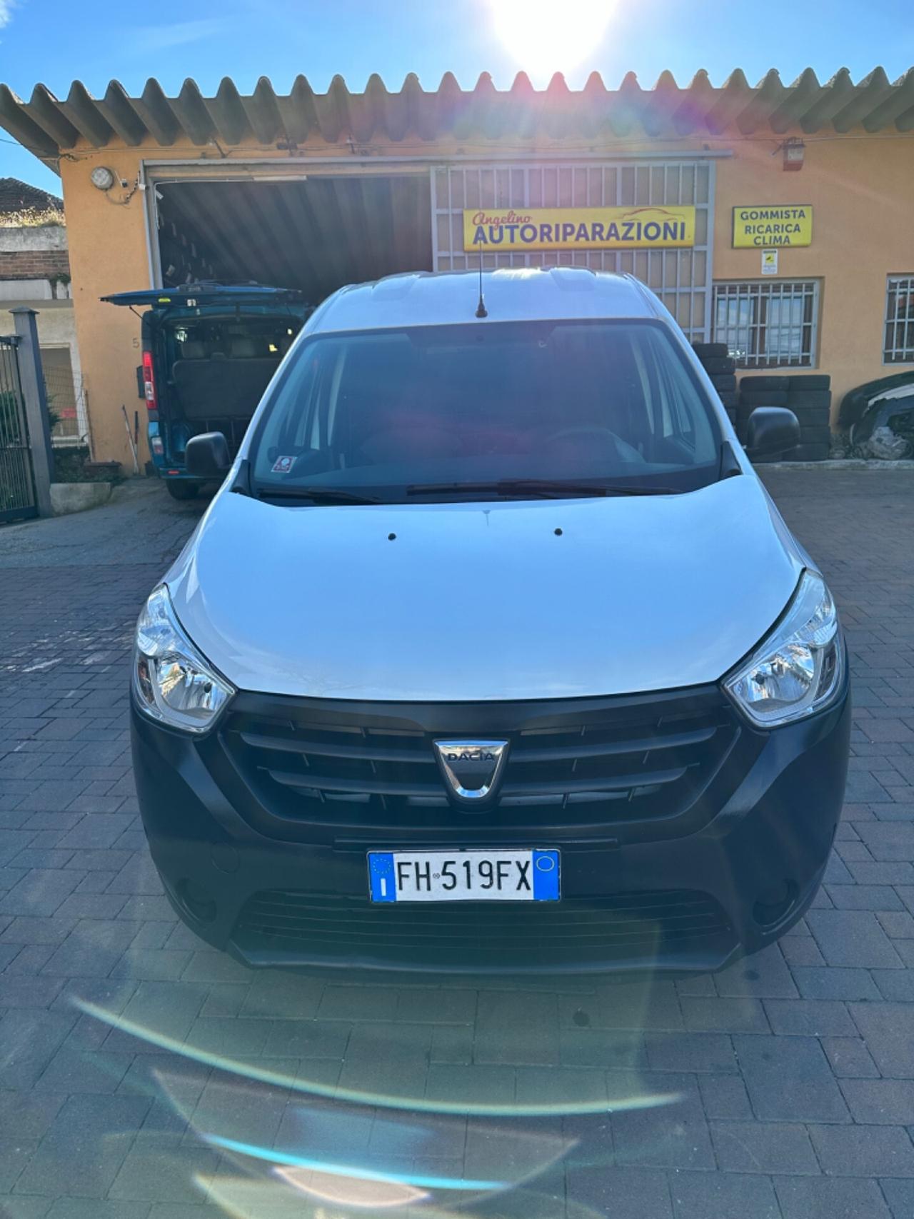 Dacia Dokker 1.5 dCi 8V 90CV Start&Stop Serie Speciale Brave