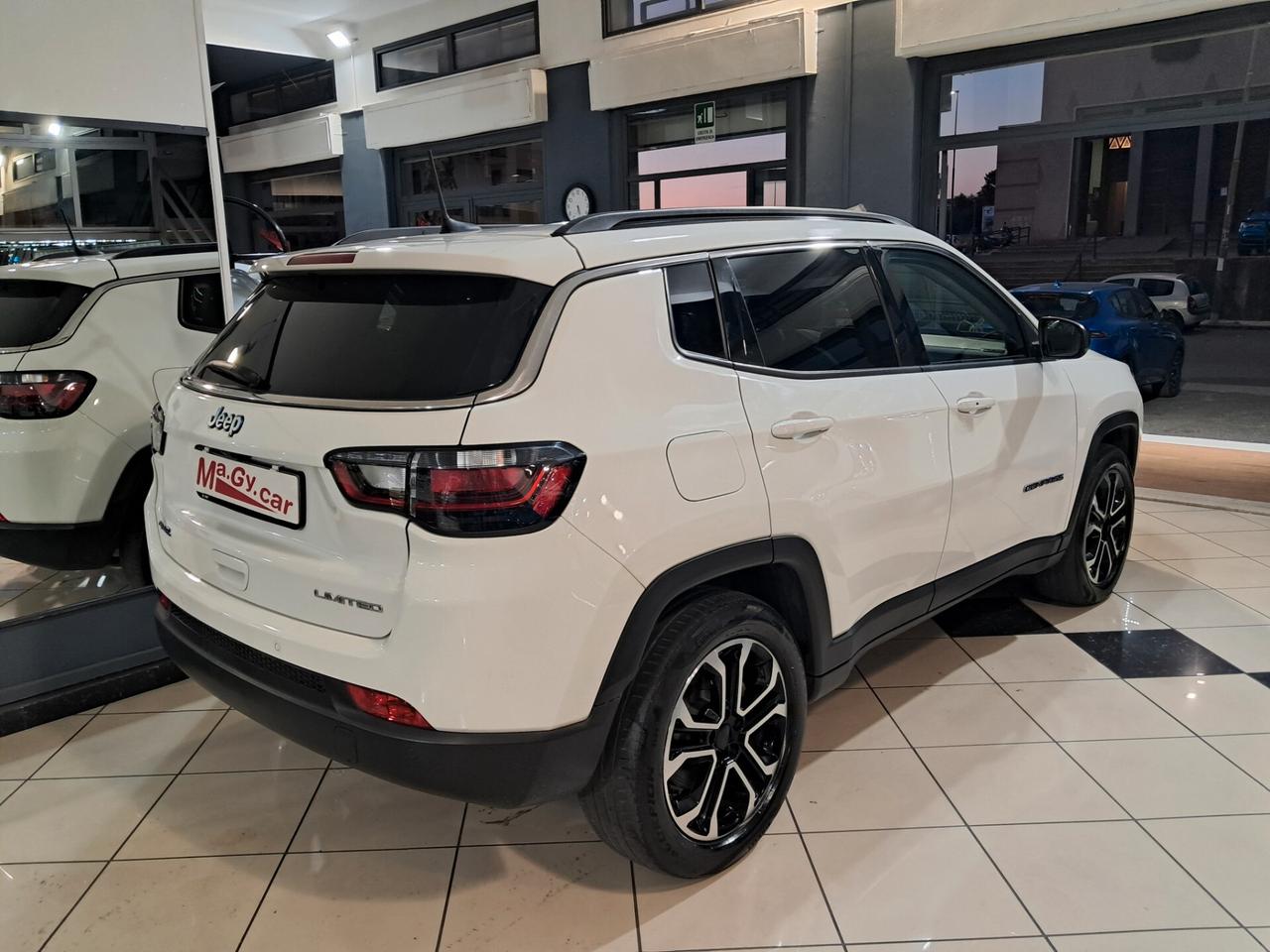 Jeep Compass 1.3 Turbo T4 190 cv PHEV AT6 4xe Business Plus