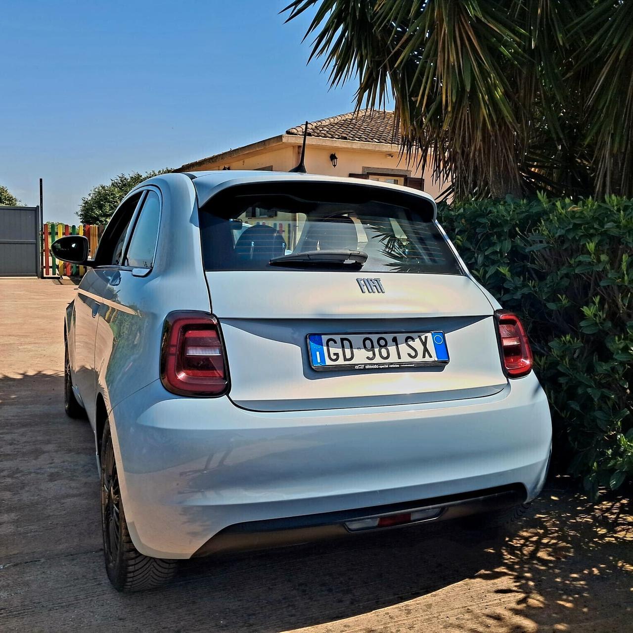 Fiat 500 500e 42 kWh Icon NAVI FULL IVA ESPOSTA
