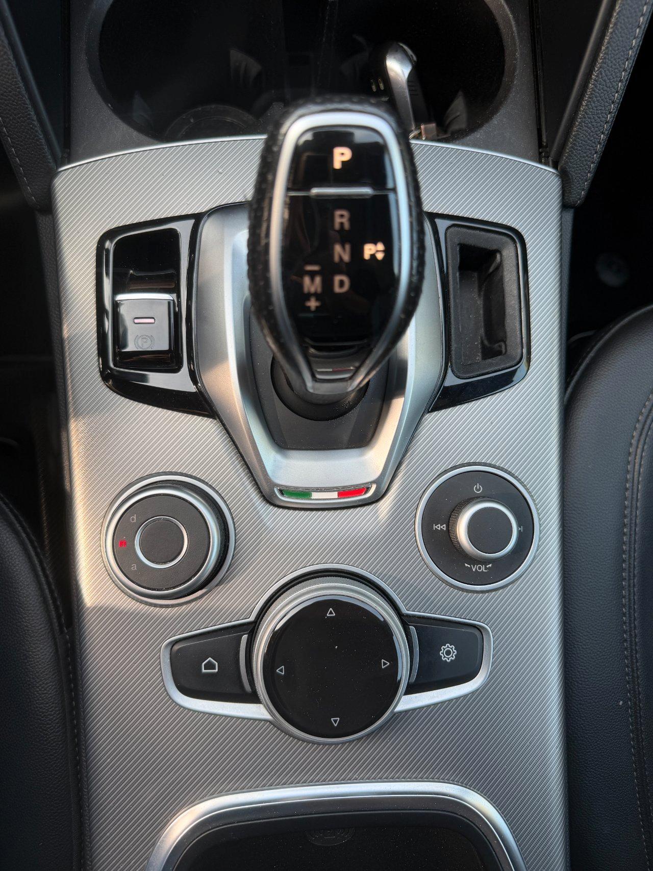 Alfa Romeo Stelvio 2.2 EXECUTIVE rwd 160cv auto