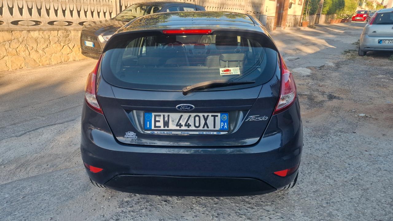Ford Fiesta 1.5 TDCi 75CV 5 porte Titanium
