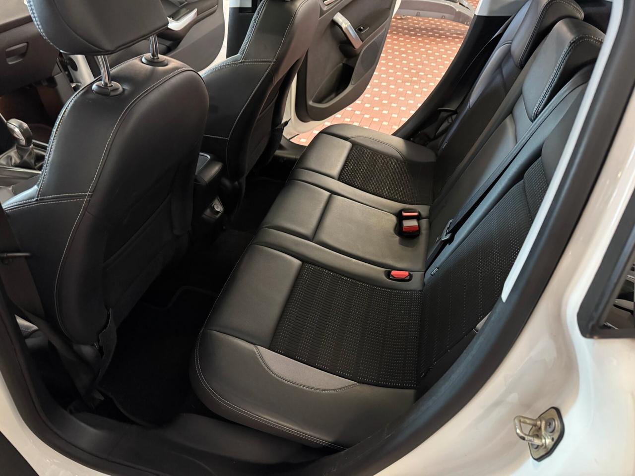 Peugeot 2008 1.2 VTi 82CV Allure NEOPATENTATI - FINANZIABILE