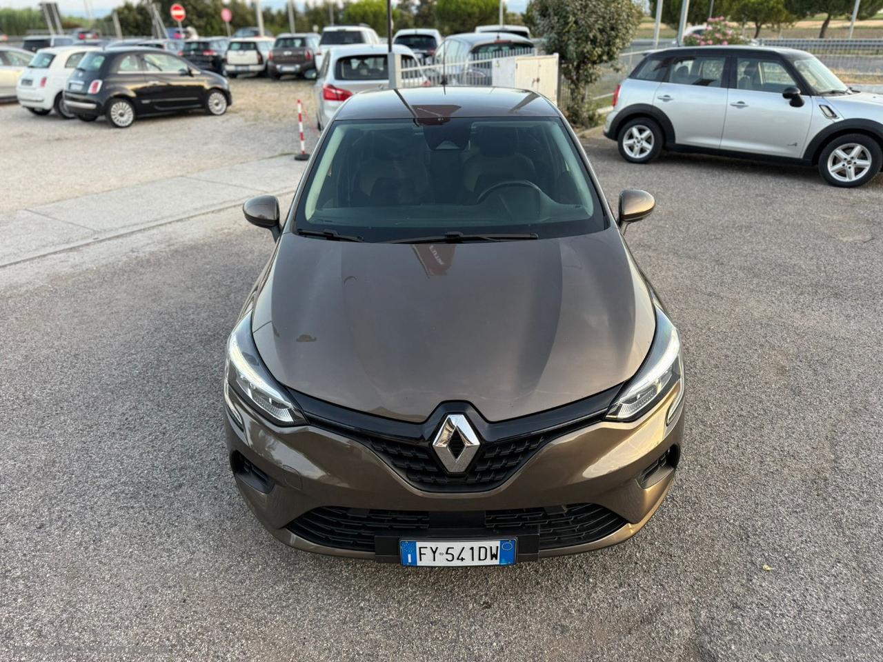 RENAULT Clio TCe 12V 100 CV 5p. Edition One