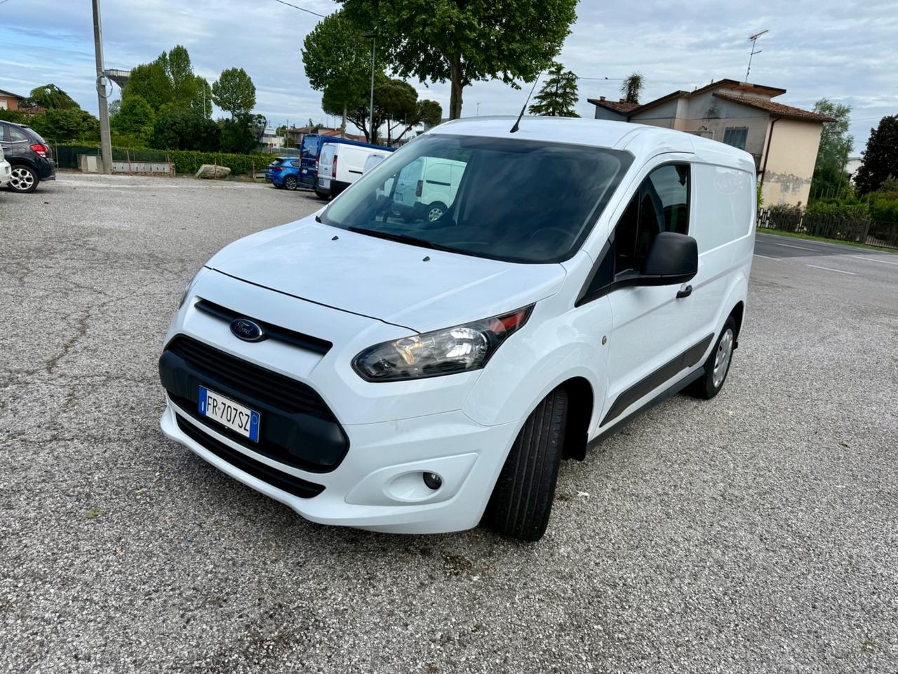 Ford Transit Connect 1.5 TDCi Ok NEOPATENTATI