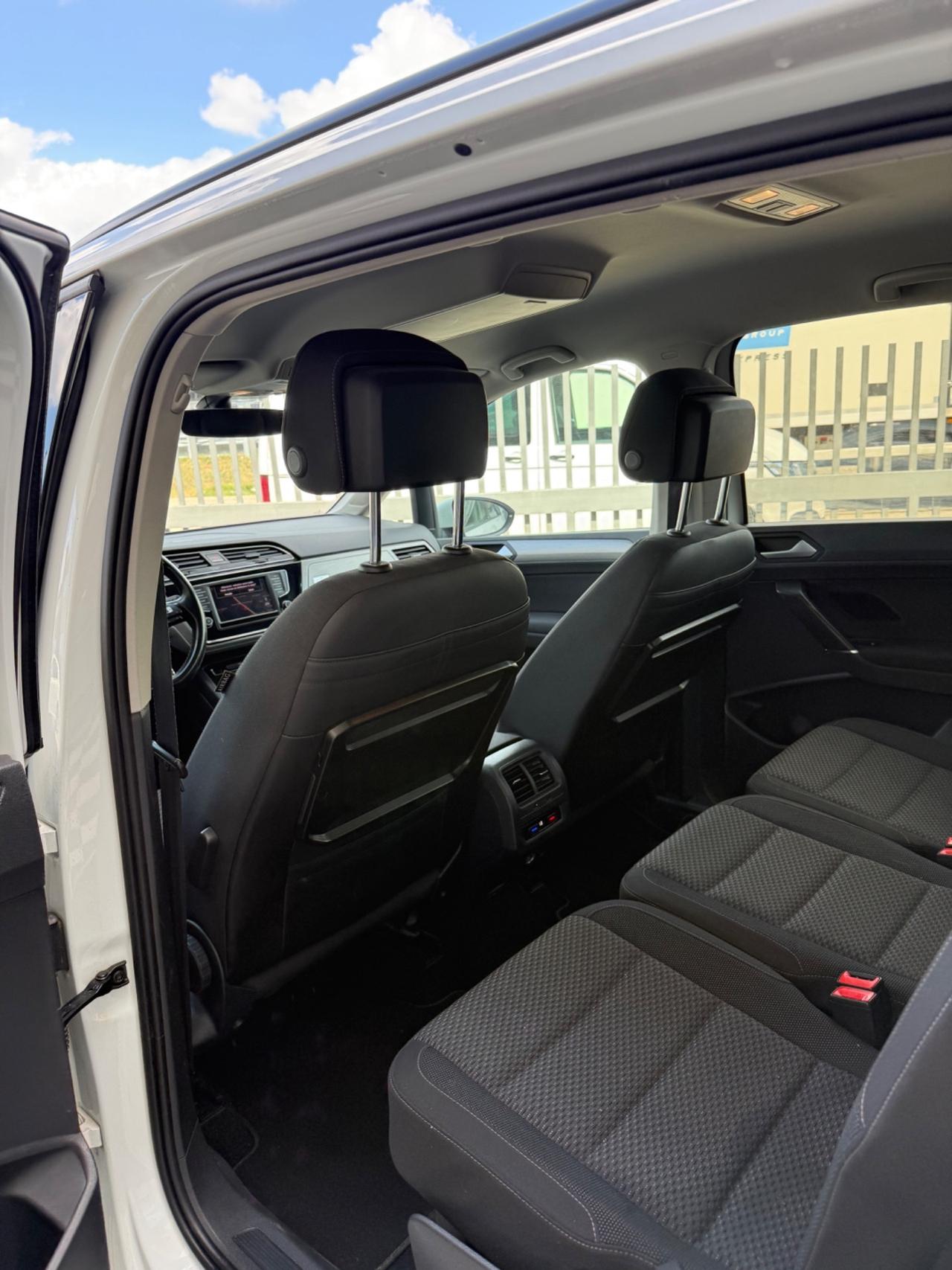 Volkswagen Touran 1.6 TDI 115 CV SCR DSG Business BlueMotion Technology