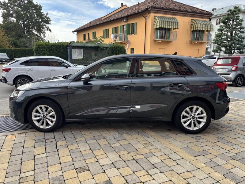 Audi A3 Sportback 30 2.0 tdi Business LED-NAVI-16"