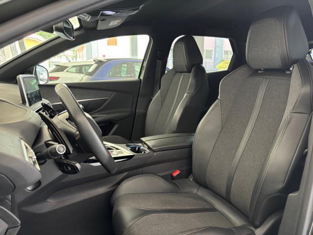PEUGEOT 3008 GT LINE