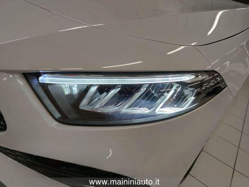 Mercedes-Benz Classe A A 180 d Automatic AMG Line Premium Cambio Automatico