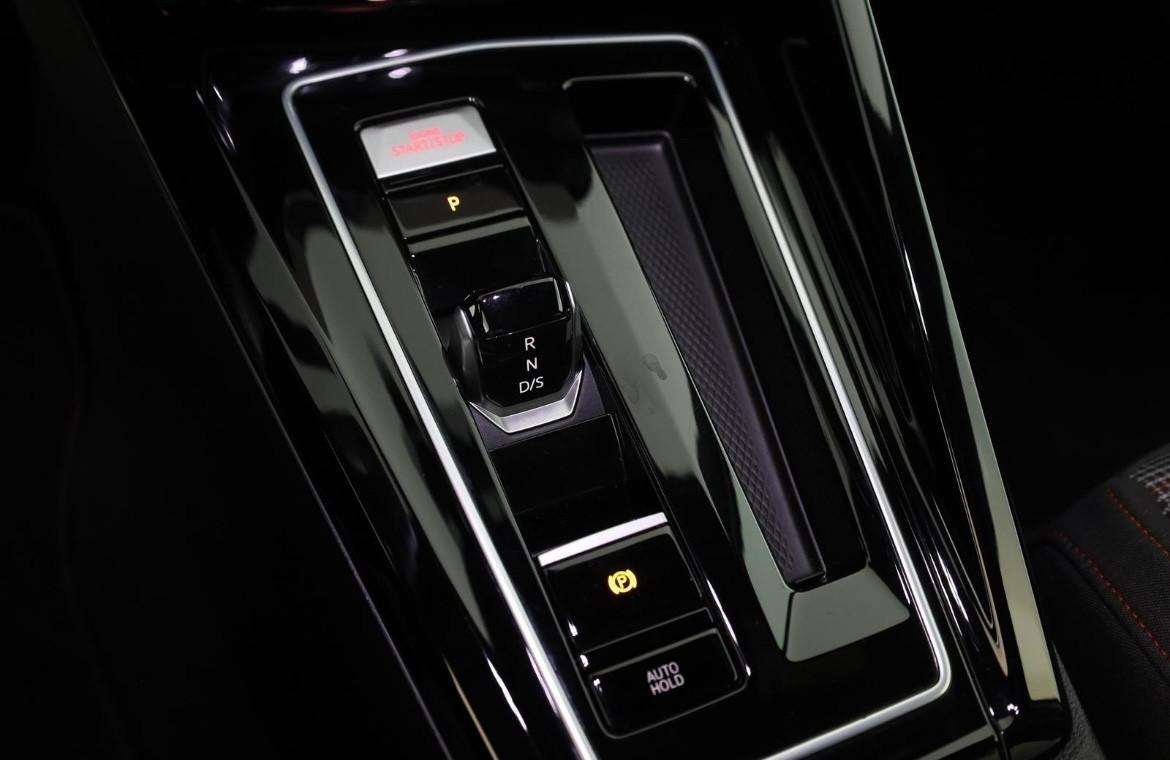 Volkswagen Golf GTI DSG