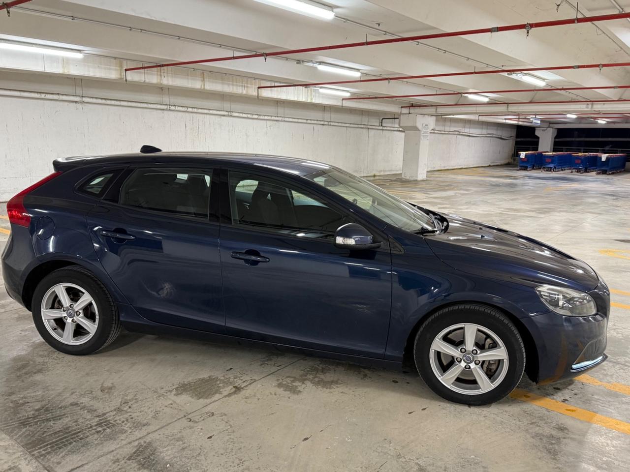 Volvo V40 D3