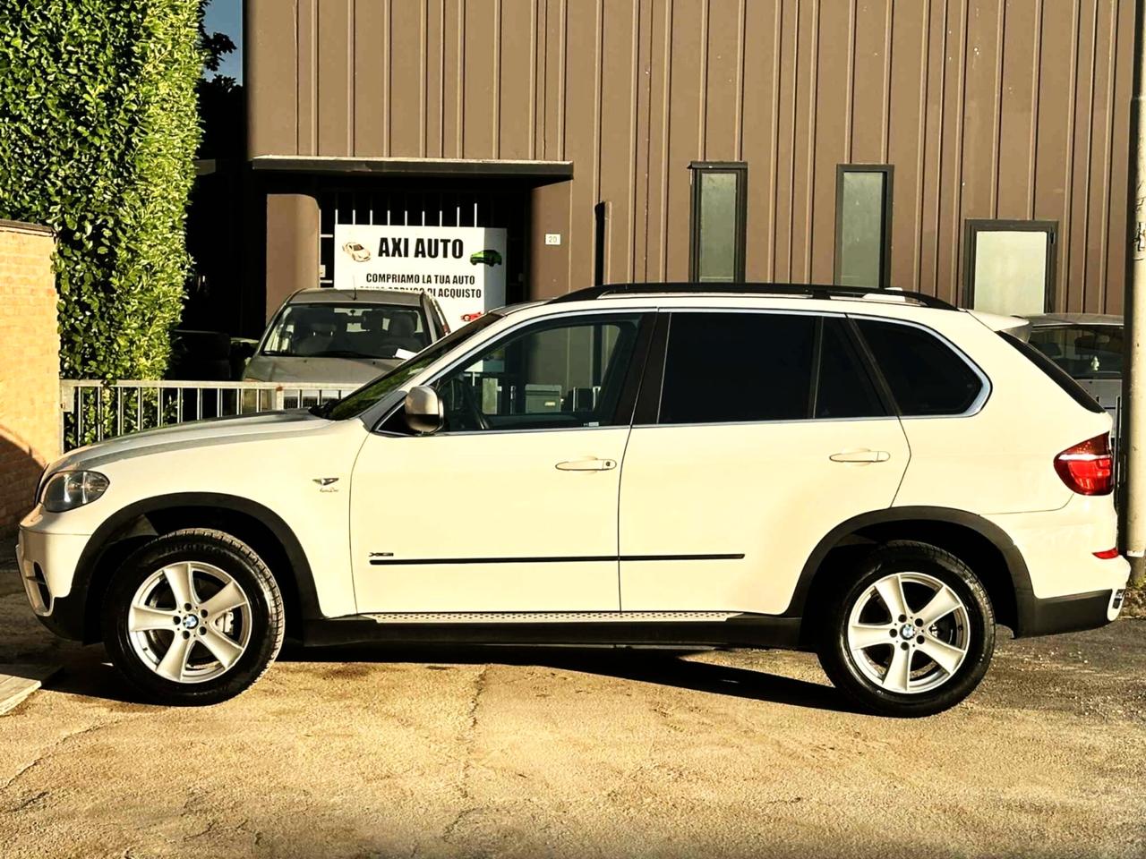 BMW X5 3.0d-4x4-245cv-RESTYLING-147.000KM-GARANZIA