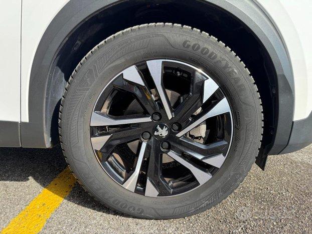 PEUGEOT 2008 II 1.2 PureTech 100Cv S&S Allure Pa