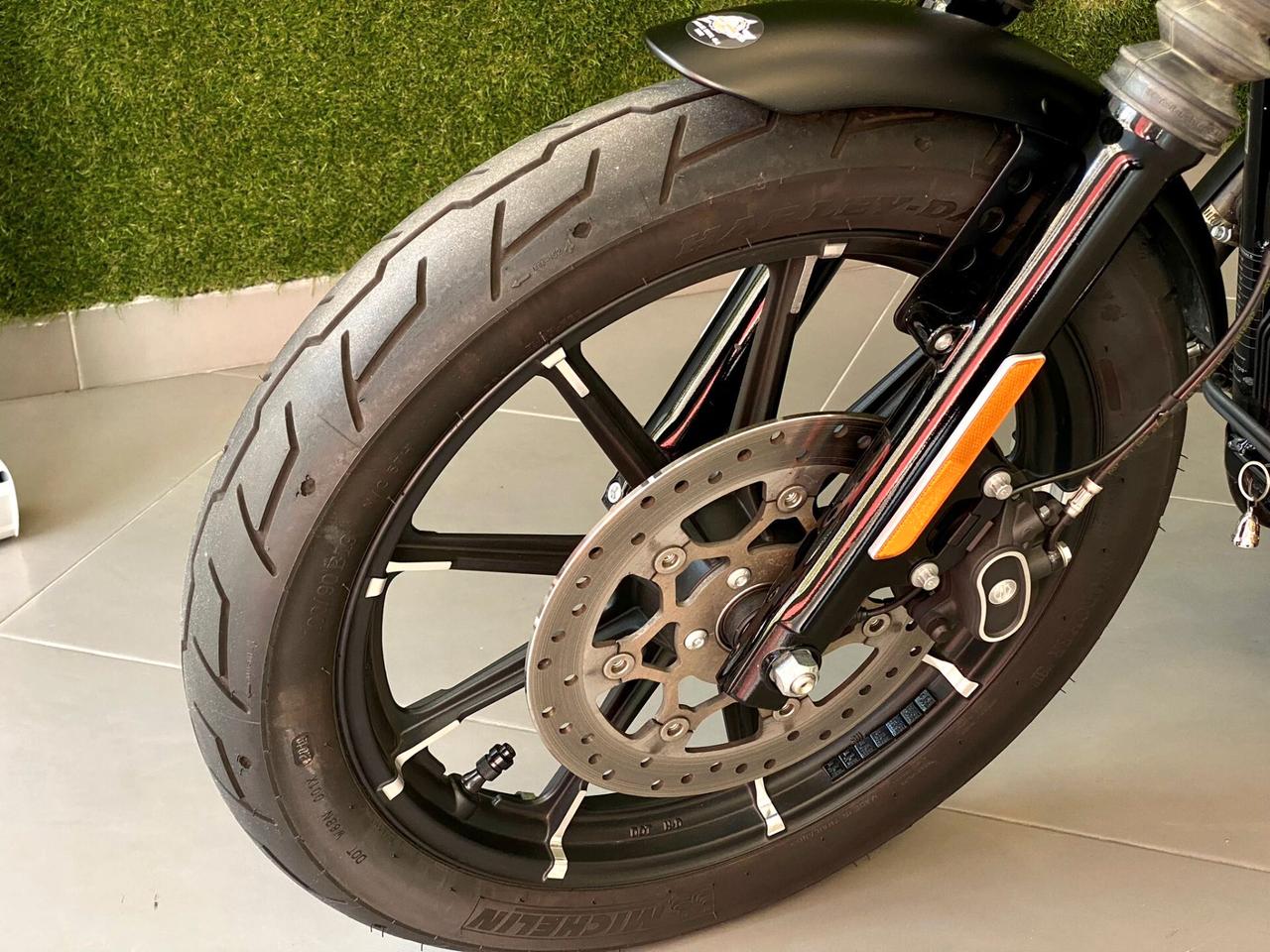 Harley-Davidson Sportster 883 Iron - PERMUTA AUTO MOTO