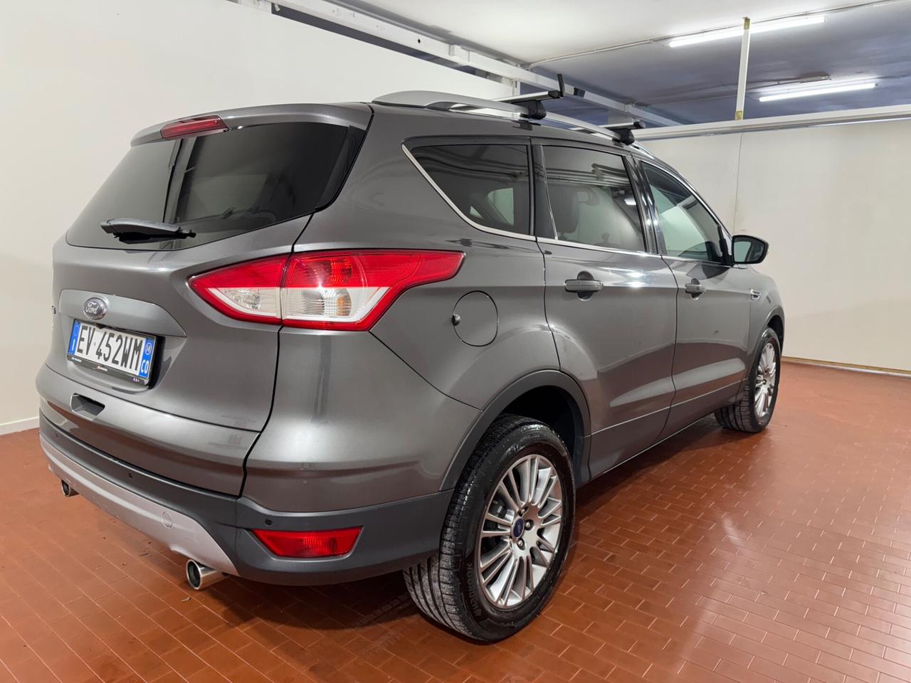 Ford Kuga 2.0 TDCI 4WD Titanium