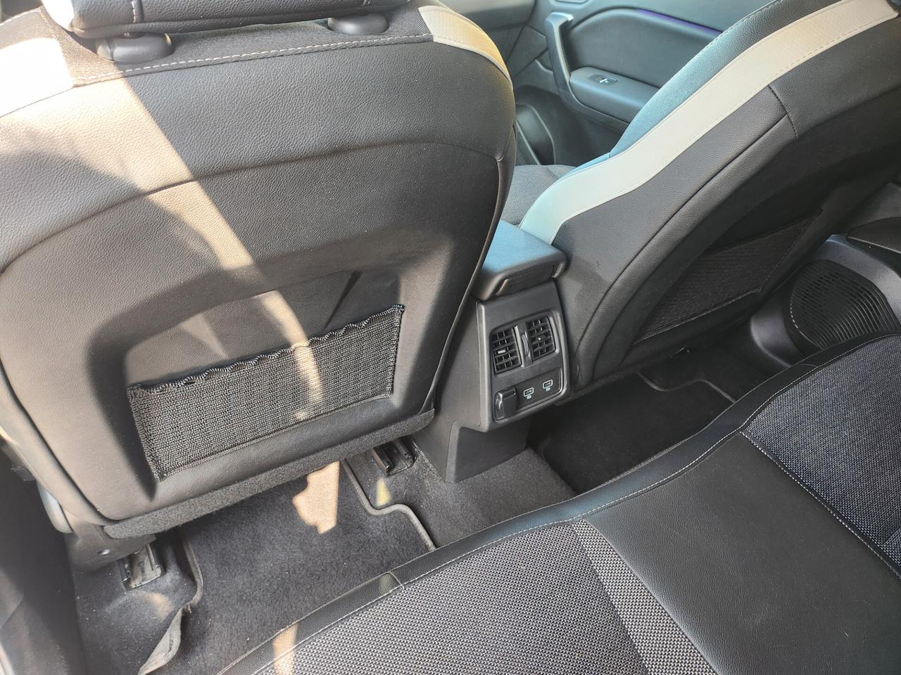 Renault Captur Plug-in Hybrid E-Tech 160 CV Intens