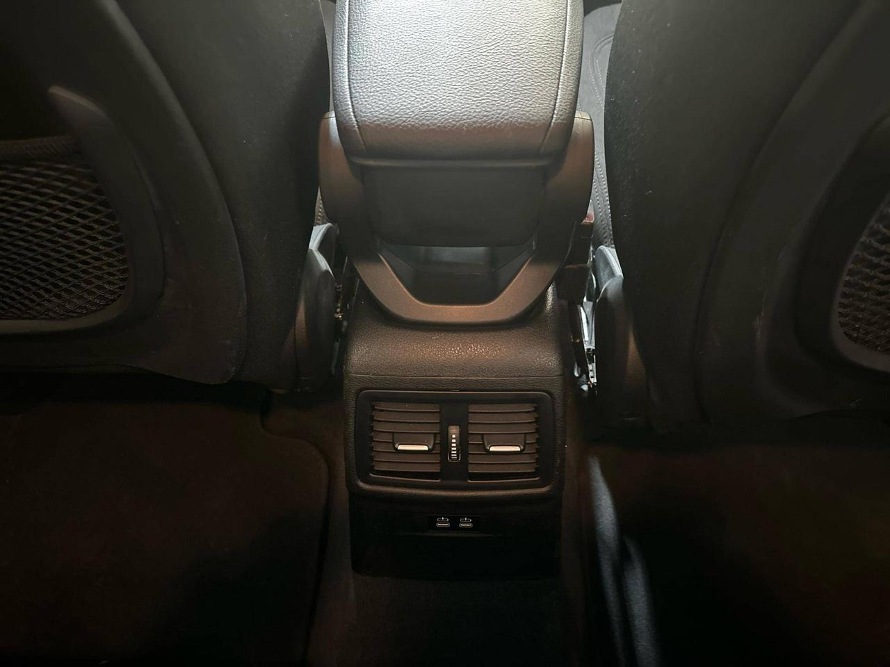 BMW X1 xDrive25e Advantage