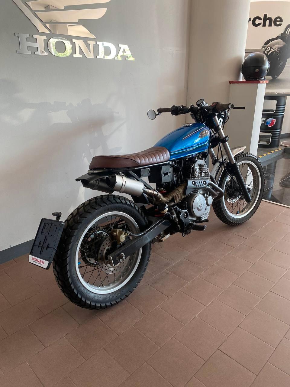 Honda dominator 650