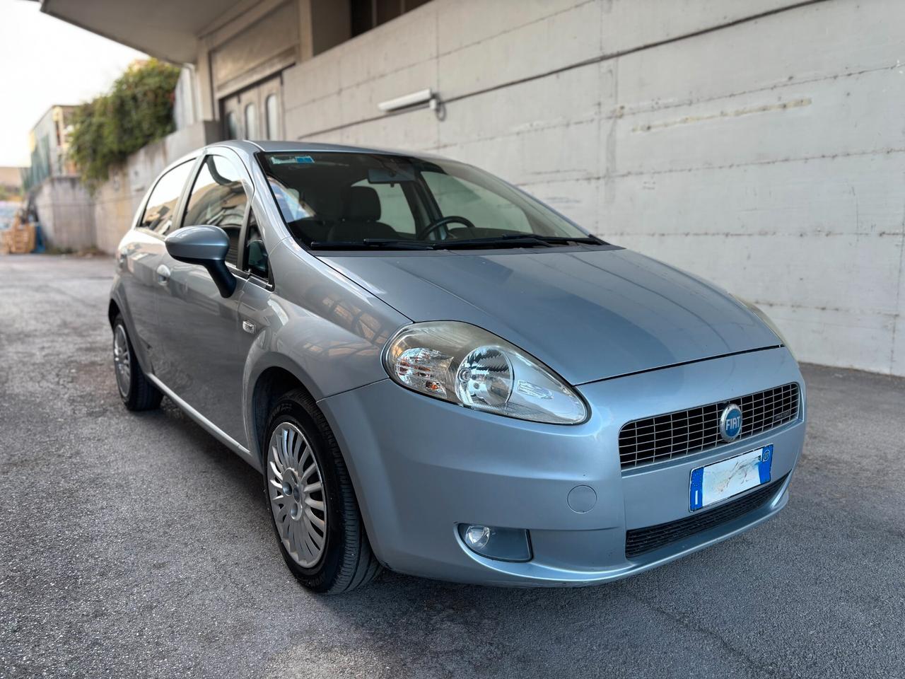 Fiat Grande Punto 1.3 MJT 75 CV OK NEOPATENTATI