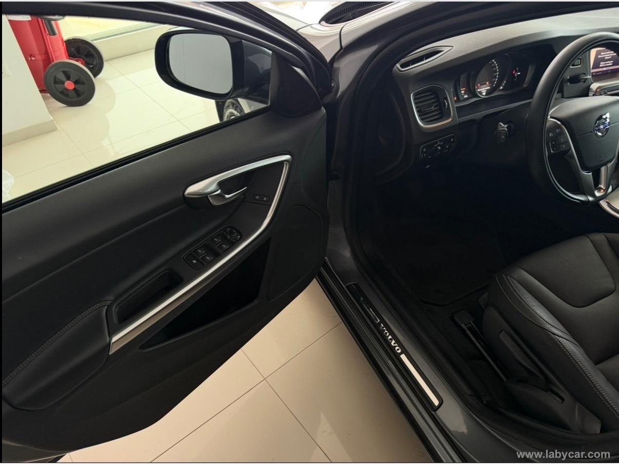 VOLVO V60 D2 Business