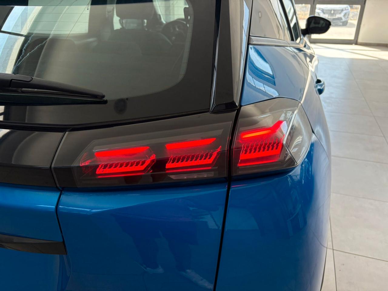 Peugeot 2008 PureTech 100 S&S Active