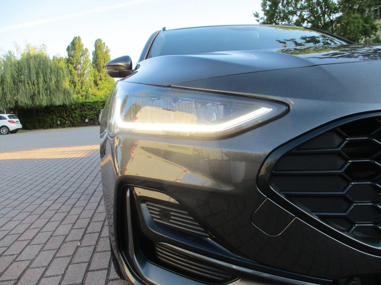 Ford Focus 1.0 EcoBoost Hybrid Auto 125Cv SW ST-Line