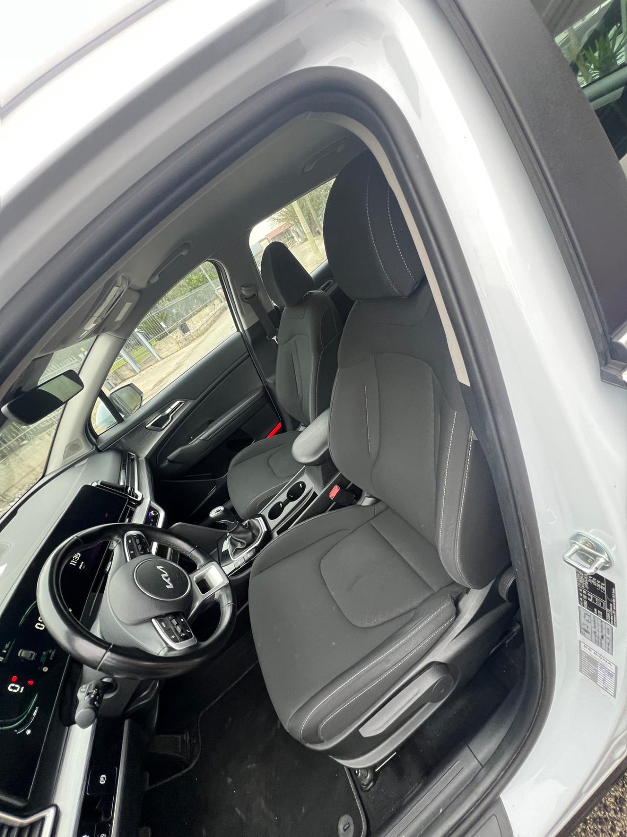 Kia Sportage 1.6 CRDI 136 CV 2WD Mild Hybrid Business Class