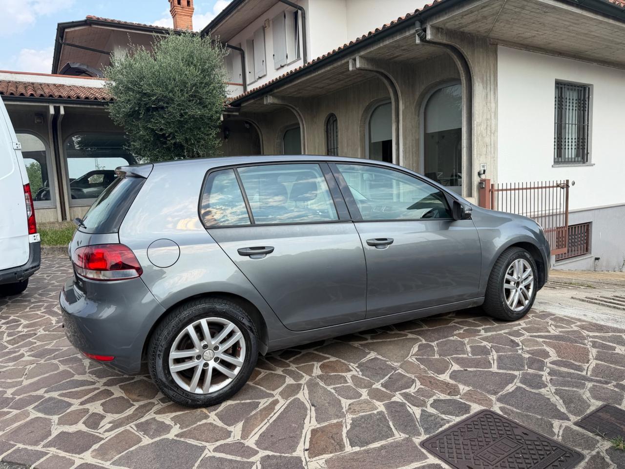 Volkswagen Golf 2.0 TDI 110CV DPF 5p. Highline