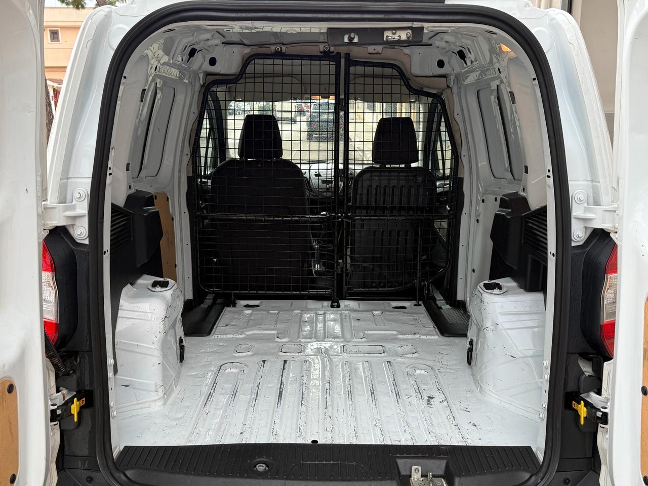Ford Transit Courier 1.5 TDCi KM 121.000 - 2016