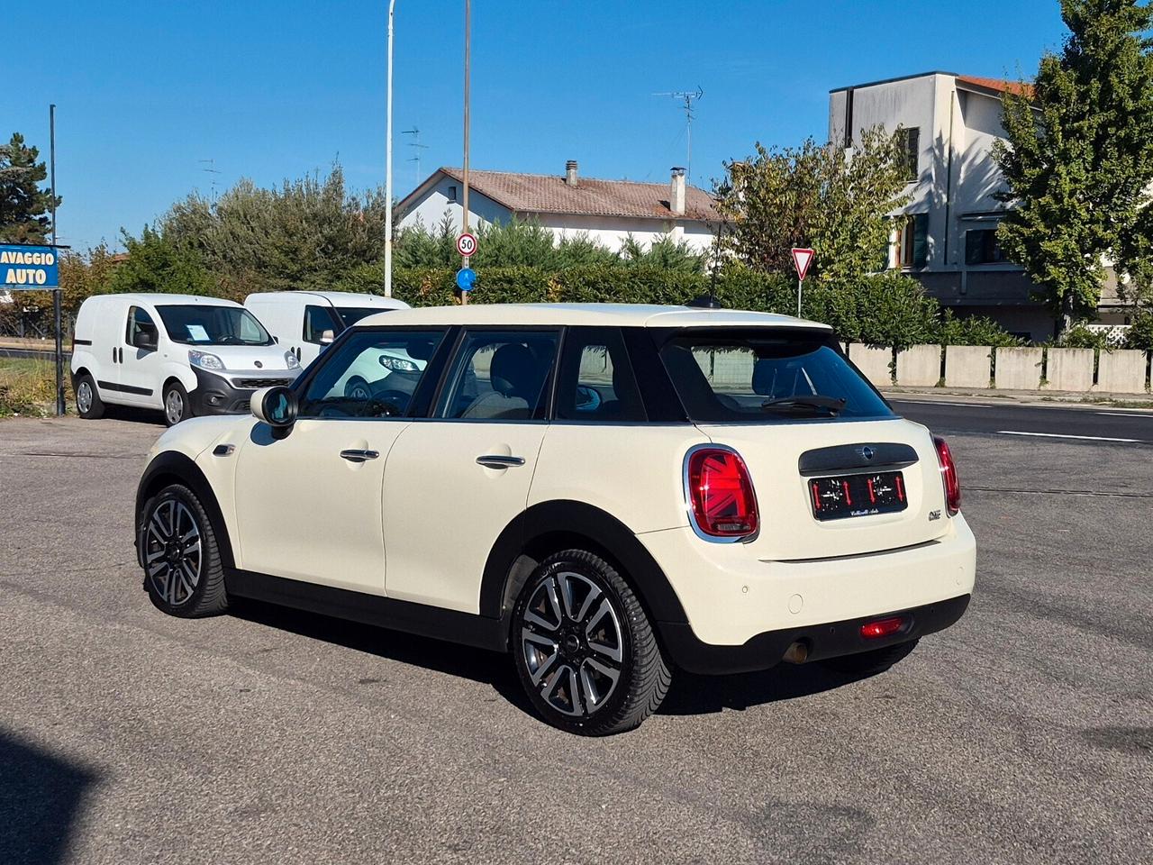 Mini 1.5 One 102 CV Chili 5 Porte Automatica