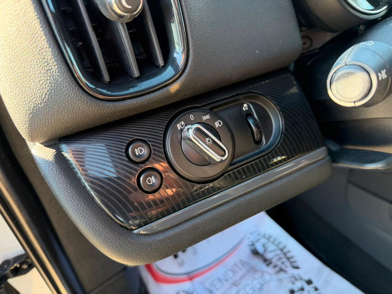 Mini Cooper D Countryman 2.0 Hype